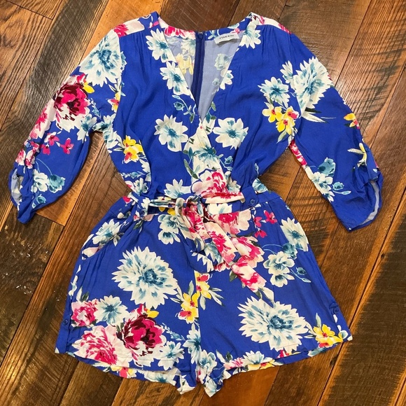 Yumi Kim Liz Silk Romper Blue Multicolor Floral Print LS Women’s Size S SOLD OUT - Picture 2 of 9